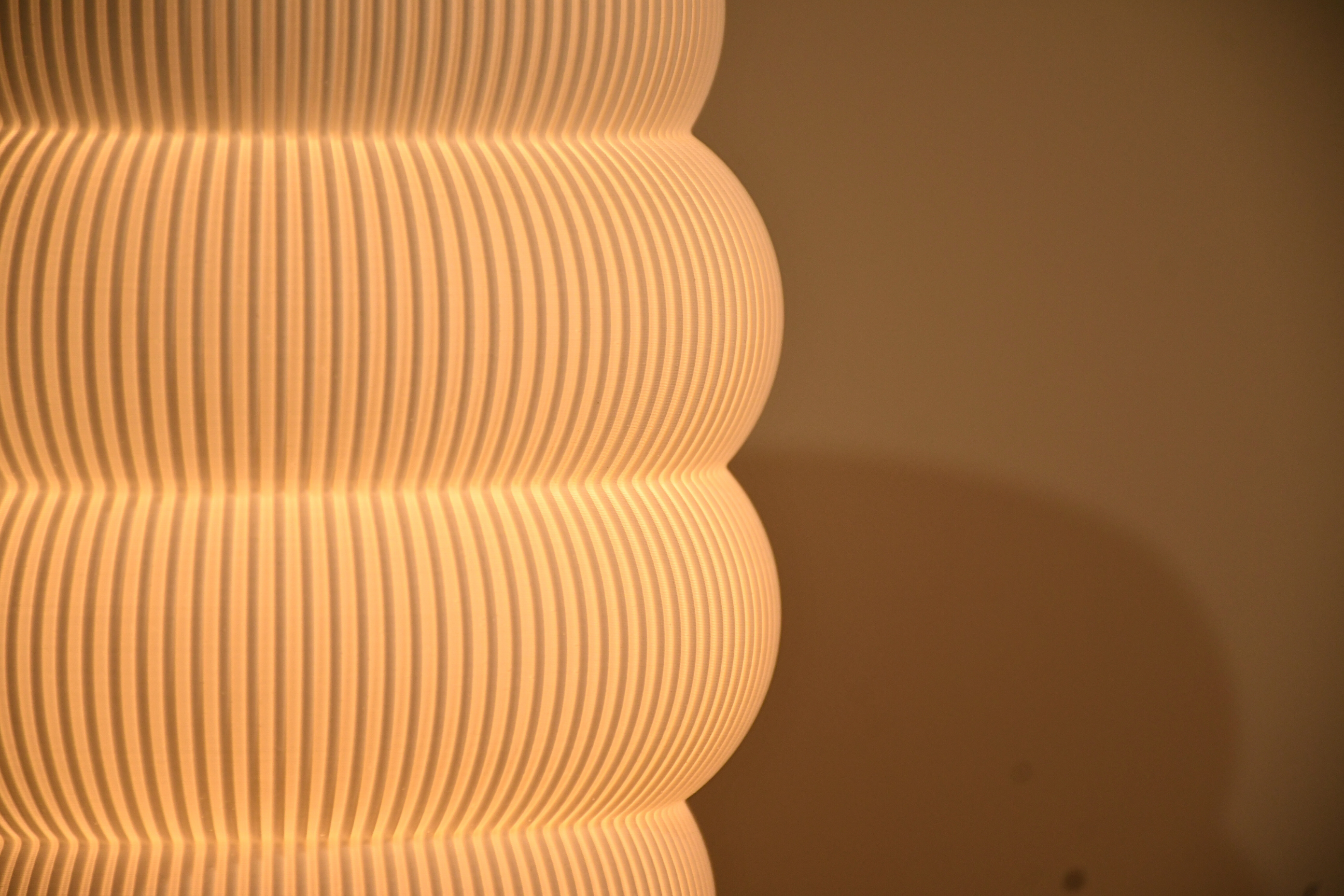 Ripple Glow Table Lamp