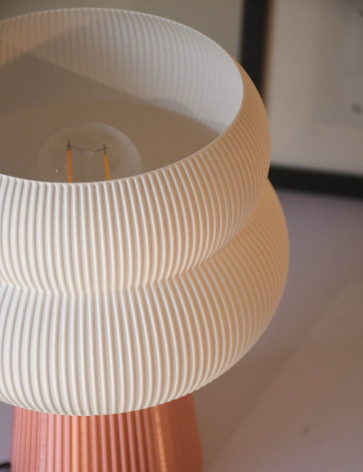 Halo Ridge Table Lamp