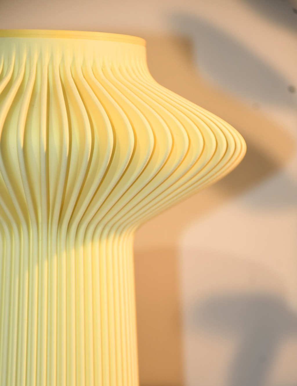 Fluted Crown Table Lamp