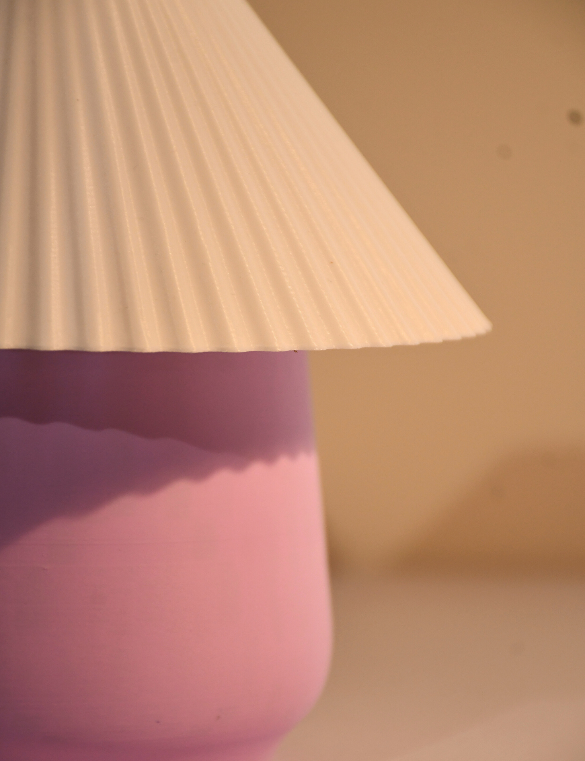 Petal Glow Table Lamp