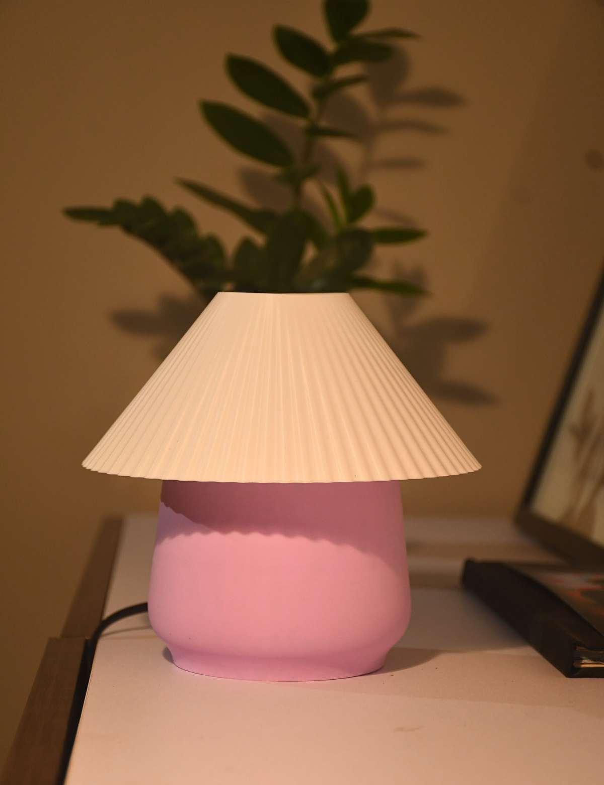 Petal Glow Table Lamp